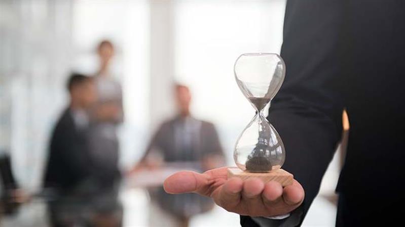 مهارات إدارة الوقت والتعامل مع ضغوط العمل